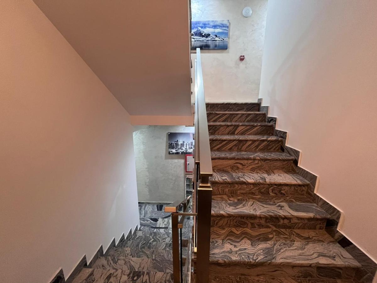 Pearl Apartments Budva Buitenkant foto